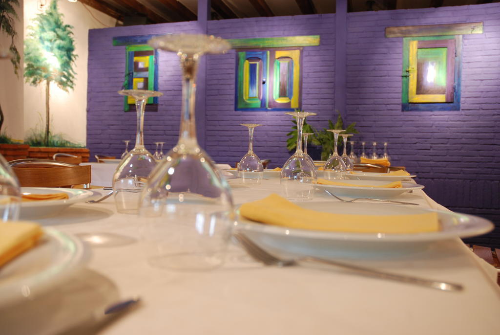 Hostal El Cardenillo Madrigal de la Vera Buitenkant foto