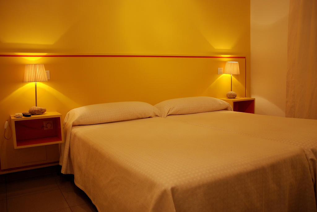 Hostal El Cardenillo Madrigal de la Vera Kamer foto