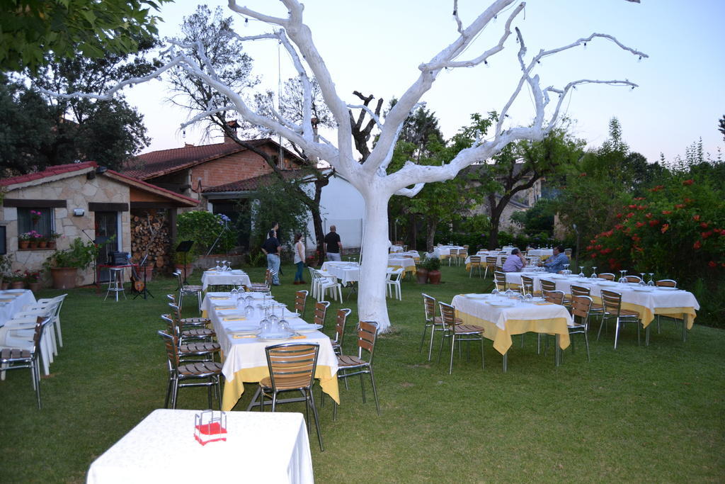 Hostal El Cardenillo Madrigal de la Vera Buitenkant foto