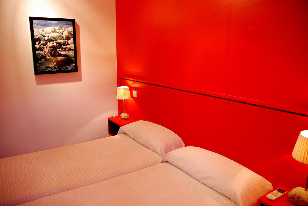 Hostal El Cardenillo Madrigal de la Vera Buitenkant foto